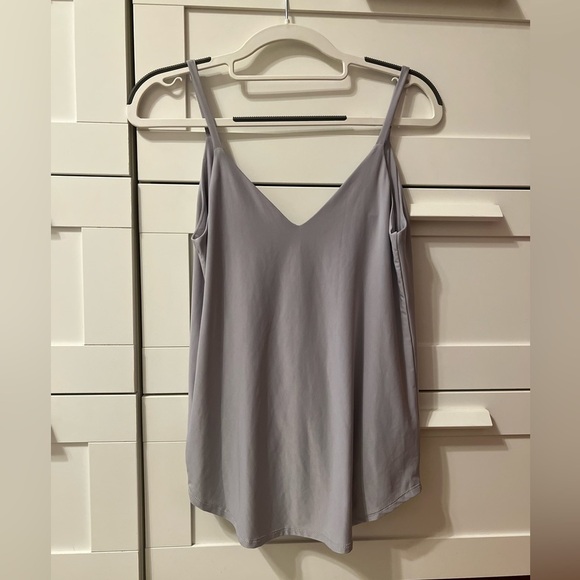 Lulu’s “Loops-y Daisy Grey Top” - Picture 3 of 6